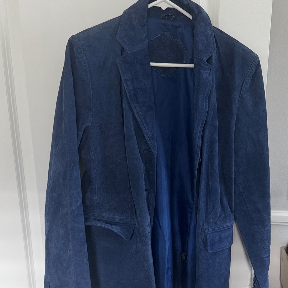 Elegant Blue Suede Women's Jacket